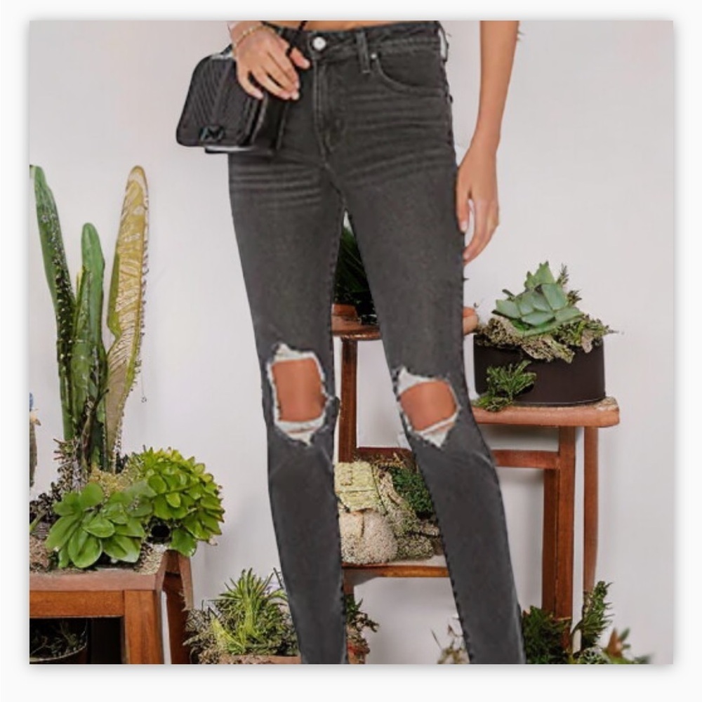 Levis 721 High Rise Ripped Skinny Jean Washed Black-raw-hem-Ankle -Sz32 EUC🖤☀️​​